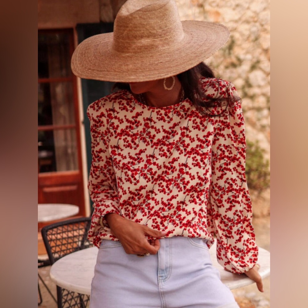 Lyric floral open back blouse